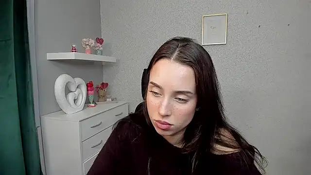 AdeleSolo online show from 04.08.26