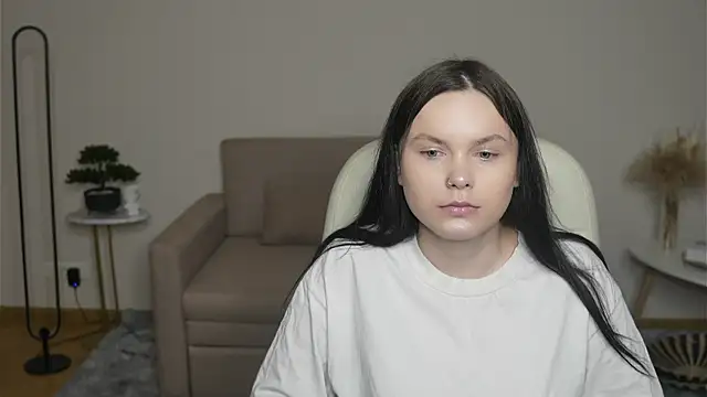 LeilaErcolani online show from 02.20.26