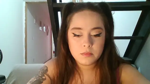 PutaYasmim online show from 04.21.26