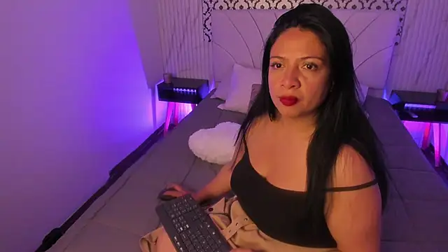 Renatta Milly online show from 02.18.26