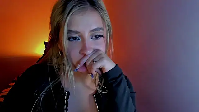 saradiazxxx online show from 03.29.26