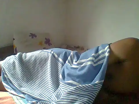 Snapshot of kalumax99 chatting on 05.21.26 kalumax99 online show from 05.21.26