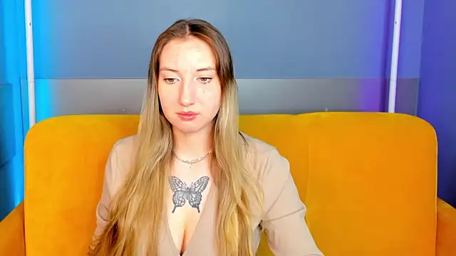 Snapshot of JollyBlondy chatting on 02.24.26 JollyBlondy online show from 02.24.26