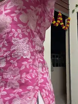 meenu cuties online show from 04.20.26