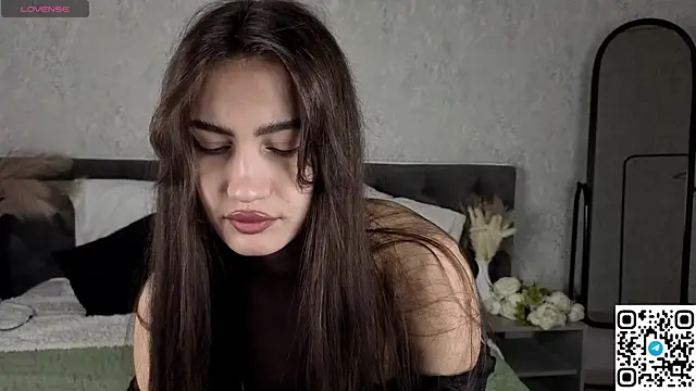 Snapshot of Adele_Lanea chatting on 04.30.26 Adele Lanea online show from 04.30.26