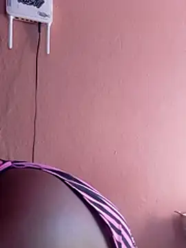 indianstrawberrylips4u online show from 02.25.26