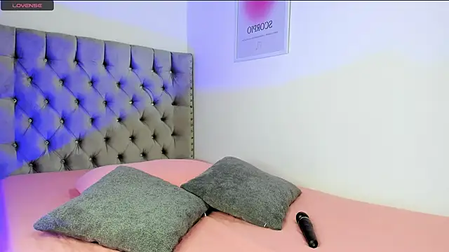 eva cutee  online show from 03.24.26