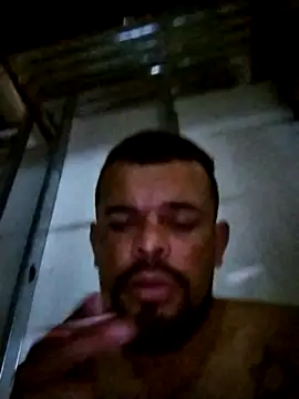 Snapshot of Crister12 chatting on 02.18.26 Crister12 online show from 02.18.26