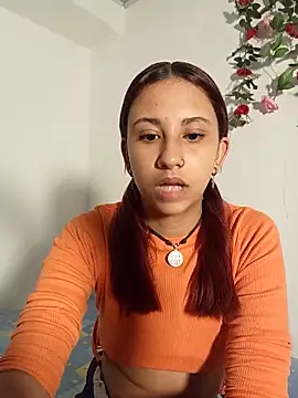 Snapshot of MiaBloom19 chatting on 02.20.26 MiaBloom19 online show from 02.20.26