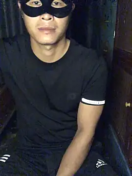  Men 2026 online show from 04.05.26