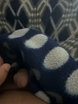 youngboywithcurvymilf online show from 02.21.26