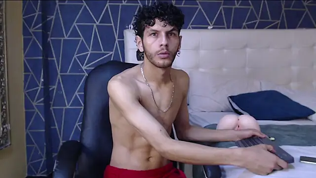 LuckySammer online show from 02.24.26