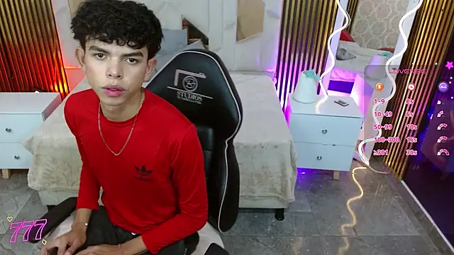 Snapshot of keahi_tay chatting on 03.27.26 keahi tay online show from 03.27.26