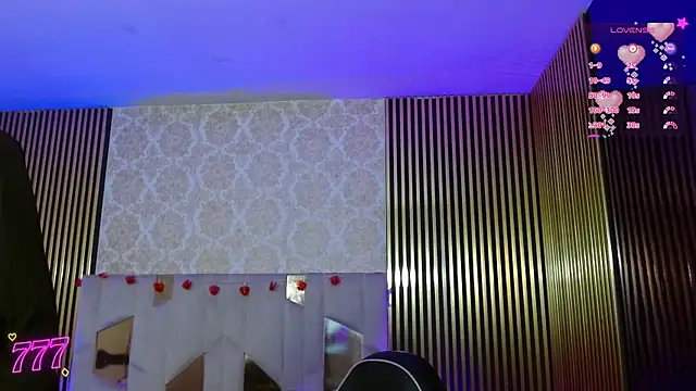 Snapshot of keahi_tay chatting on 04.11.26 keahi tay online show from 04.11.26