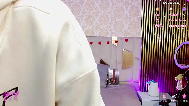 Snapshot of keahi_tay chatting on 04.12.26 keahi tay online show from 04.12.26