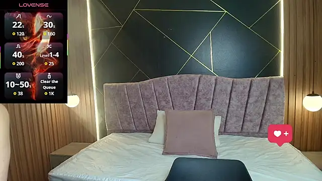 MoriahStorm online show from 04.06.26