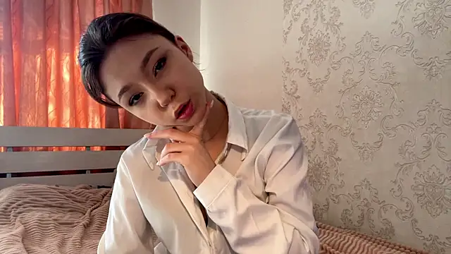 aera elese online show from 03.18.26