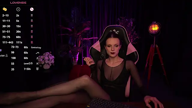 Wild Alice me online show from 06.25.26