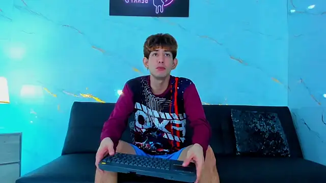 Snapshot of Spicy_guys chatting on 02.24.26 Spicy guys online show from 02.24.26