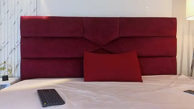 Blue MoonXXX online show from 03.30.26