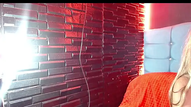 Snapshot of Arabella_Fraser18 chatting on 04.15.26 Arabella Fraser18 online show from 04.15.26