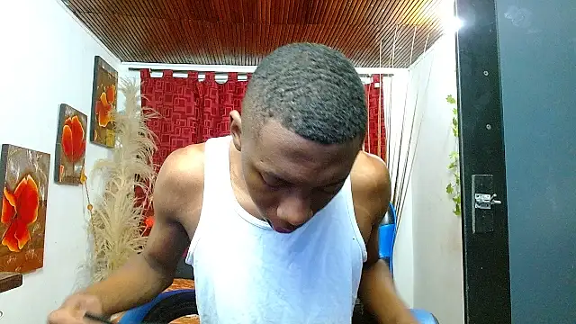 milo018 online show from 03.05.26