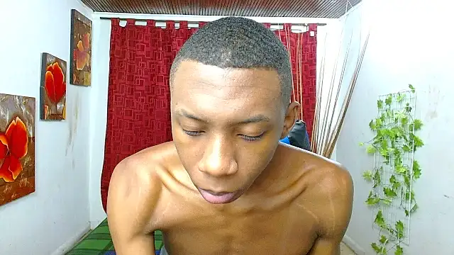 milo018 online show from 04.17.26