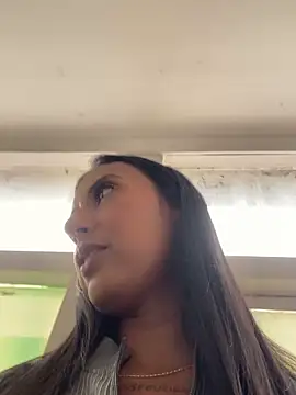 Tifqueen online show from 03.17.26