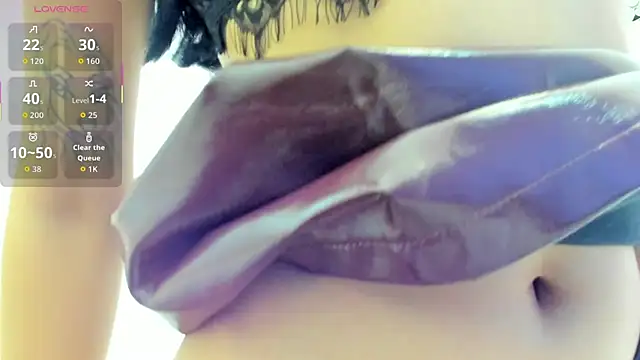 Snapshot of beautydoll18_ chatting on 02.21.26 beautydoll18 online show from 02.21.26