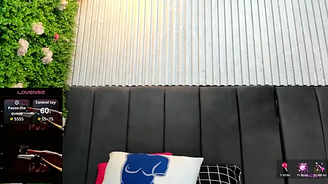 Camila Tits online show from 05.05.26