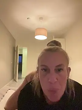 nastyblondemilf online show from 02.22.26