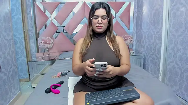 liz ariza4u online show from 04.01.26