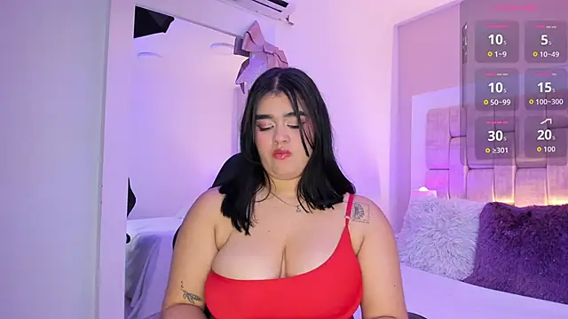 Snapshot of AnniJones chatting on 02.26.26 AnniJones online show from 02.26.26