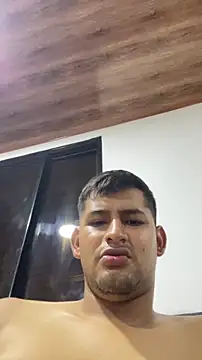 Snapshot of walterktm chatting on 03.27.26 walterktm online show from 03.27.26