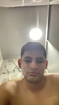 Snapshot of walterktm chatting on 04.01.26 walterktm online show from 04.01.26