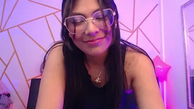 Snapshot of yvanna__smith chatting on 02.25.26 yvanna smith online show from 02.25.26