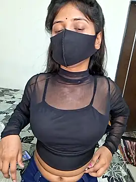 Snapshot of crazy_bebs chatting on 03.22.26 crazy bebs online show from 03.22.26