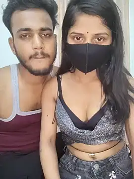 Snapshot of crazy_bebs chatting on 04.14.26 crazy bebs online show from 04.14.26