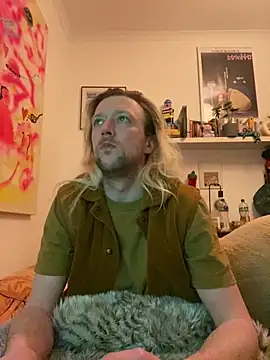 straightalex1995 online show from 02.18.26