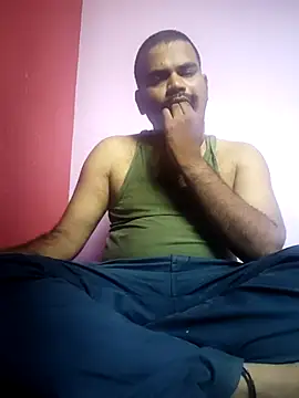 Snapshot of rkr1996kum chatting on 03.25.26 rkr1996kum online show from 03.25.26