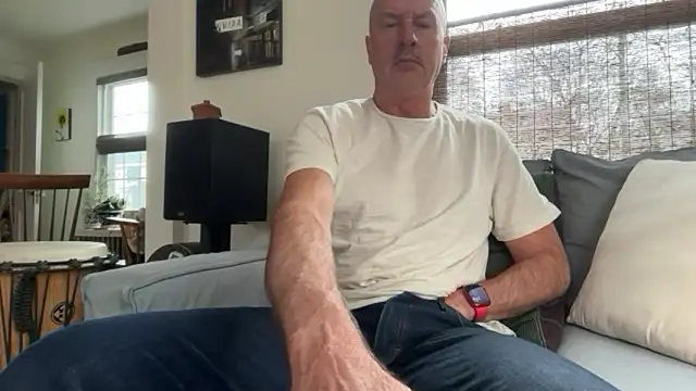 Snapshot of Guy__Grey chatting on 04.19.26 Guy Grey online show from 04.19.26