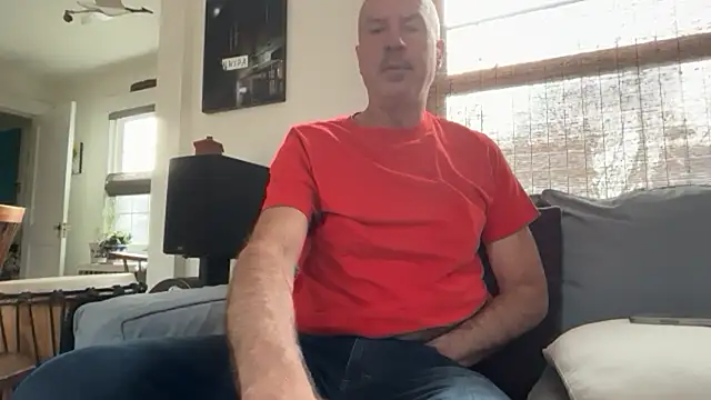 Snapshot of Guy__Grey chatting on 04.22.26 Guy Grey online show from 04.22.26