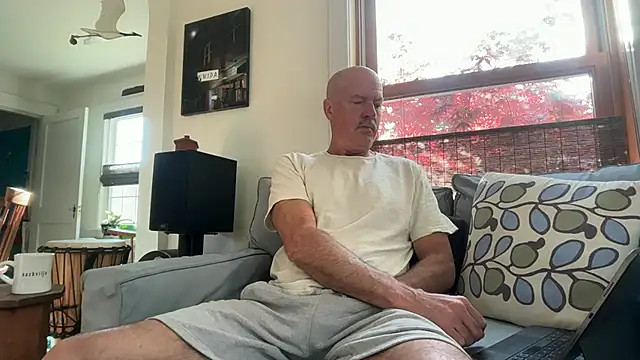 Snapshot of Guy__Grey chatting on 05.26.26 Guy Grey online show from 05.26.26