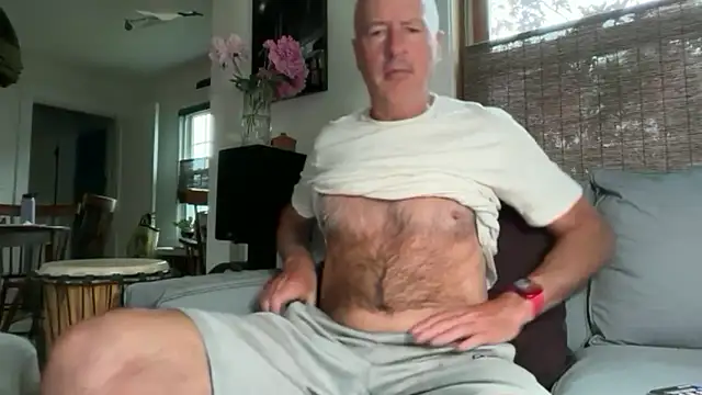 Snapshot of Guy__Grey chatting on 06.15.26 Guy Grey online show from 06.15.26