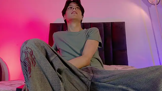 lui x dust online show from 05.25.26