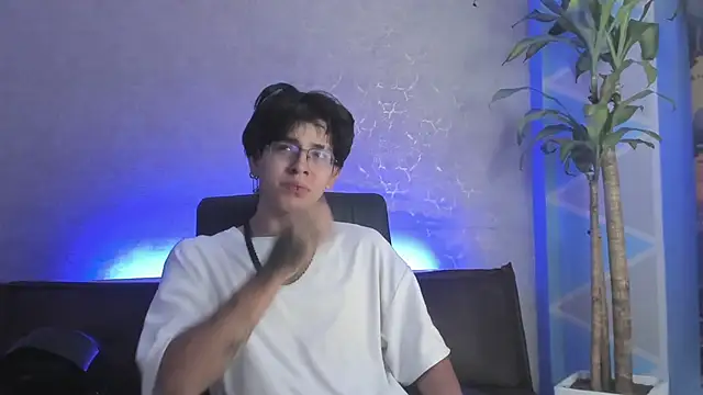 Snapshot of Angel_scott2 chatting on 03.01.26 Angel scott2 online show from 03.01.26