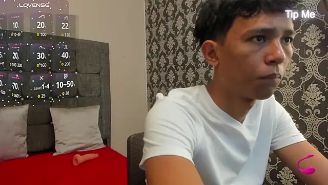 Little Twink19x online show from 05.09.26