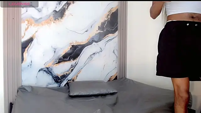 Alondra Wile online show from 04.01.26