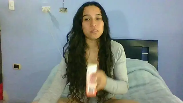 scarlettscottx  online show from 08.04.26
