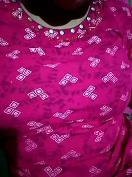 Snapshot of Karishma_bhabi99A chatting on 05.16.26 Karishma bhabi99A online show from 05.16.26